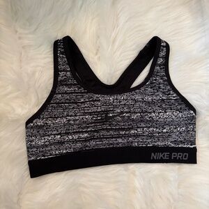 Nike‎ Pro Sports Bra Size Small